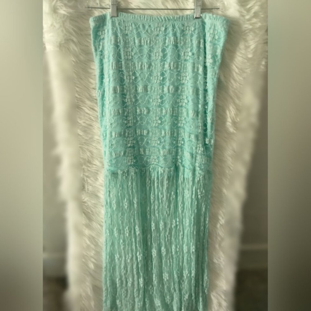 🌸 Teal Lace Maxi Skirt – Whimsy in Motion 🌸